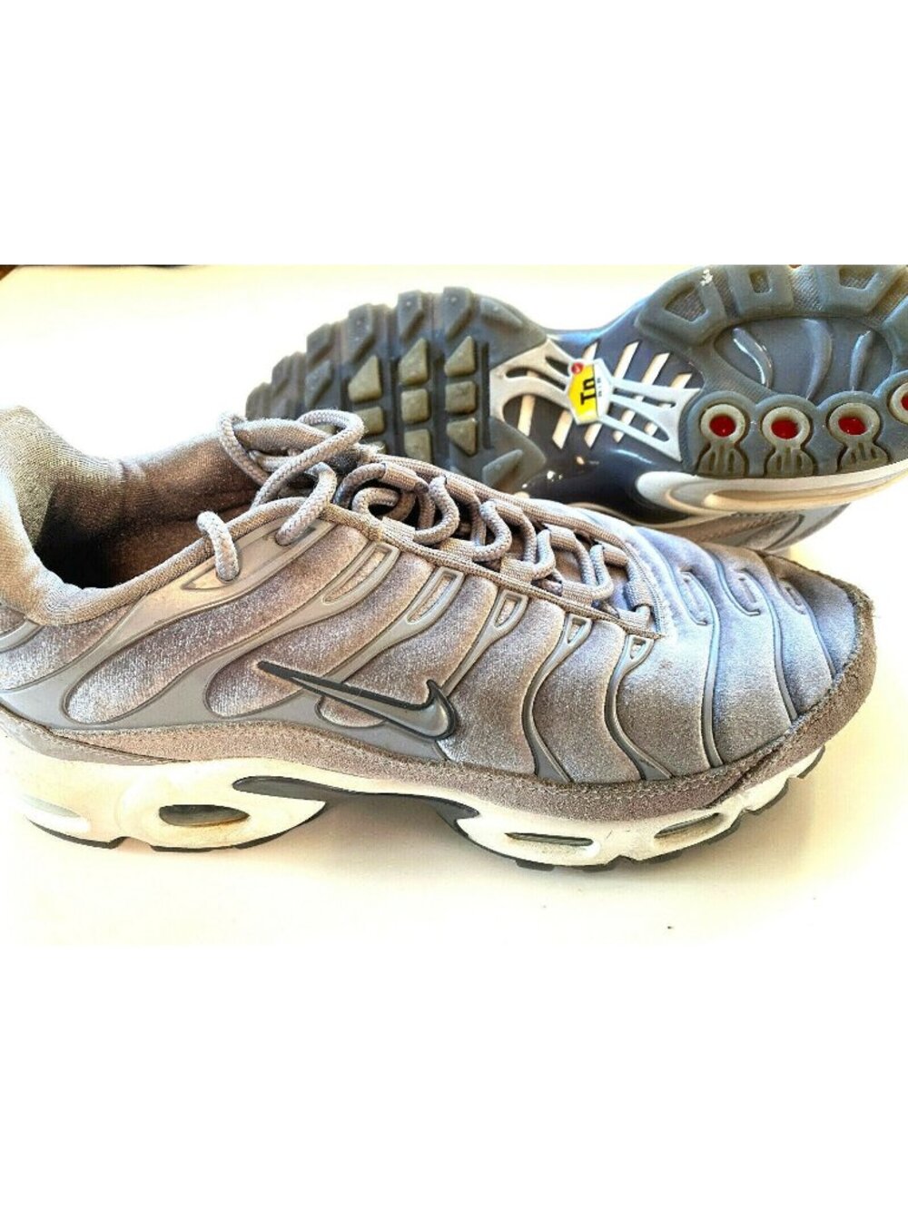 Nike Air Max Plus LX Gunsmoke Atmosphere Grey Shoes Women’s 7 AH6788-001
